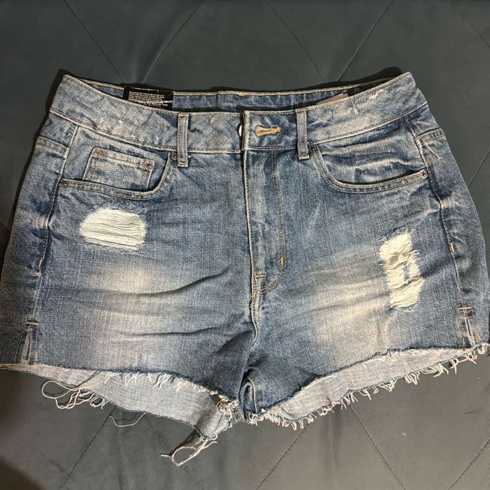 H&M denim distressed shorts